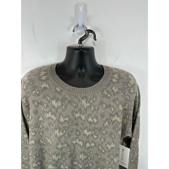NWT Athleta Hawthorn Textured Crew Sweater Animal Print Sz XL Merino Wool Blend - Picture 12 of 15